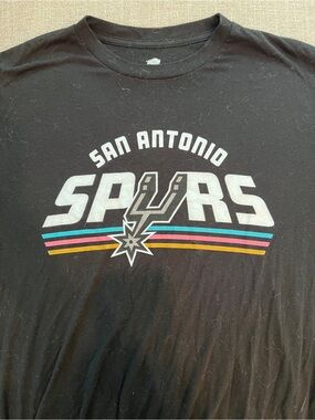 San Antonio Spurs Women's Black Graphic Tee